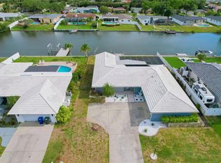 2187 Waterside Dr, Clearwater, FL 33764