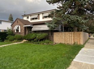 8859 S Albany Ave, Evergreen Park, IL 60805