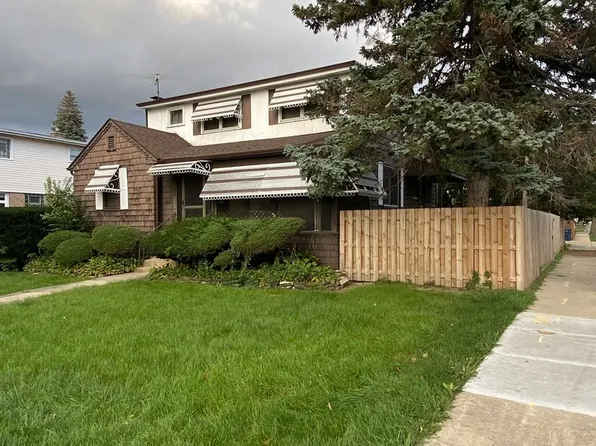 8859 S Albany Ave, Evergreen Park, IL 60805