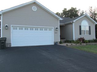 1501 Calgary Way, Bowling Green, KY 42101