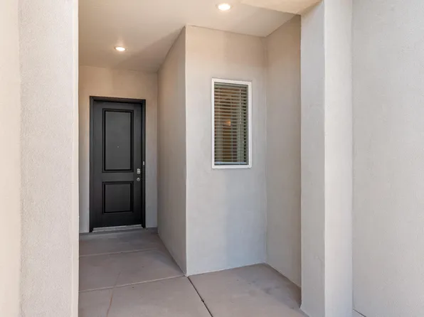 6845 Sydney Dr NE, Rio Rancho, NM 87144