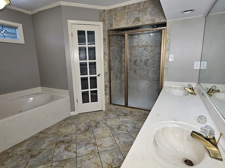 253 Rhonda Cir E — Photo 22