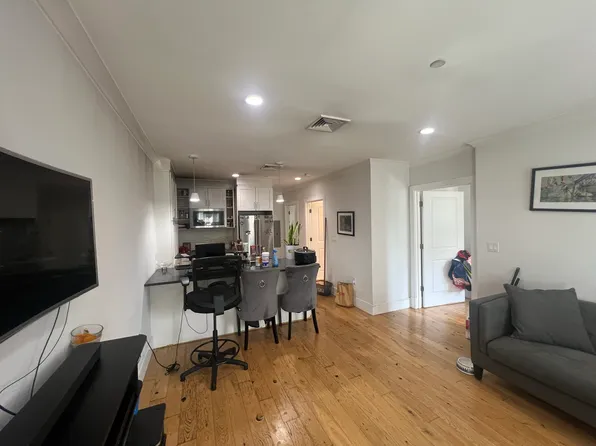30 Polk St Unit 401, Charlestown, MA 02129