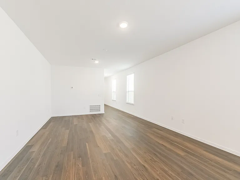 14483 Cedar Ledge Ln — Photo 2
