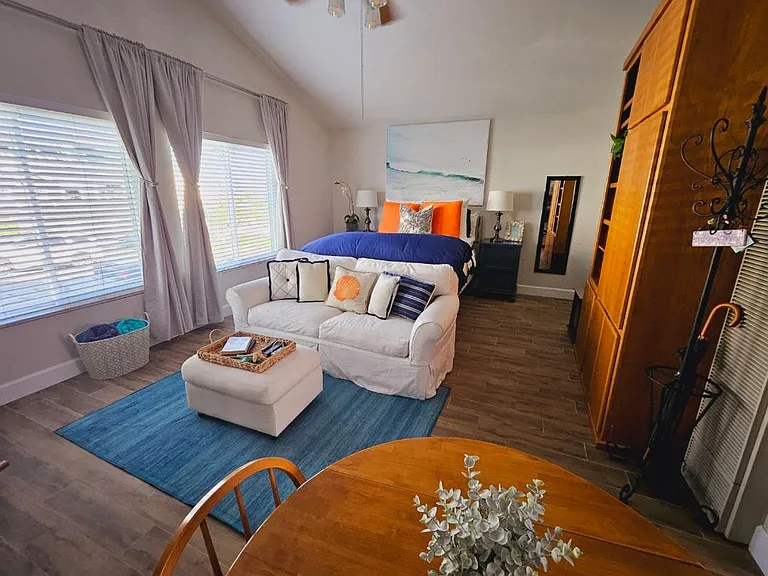 33901 Copper Lantern St #B — Photo 1