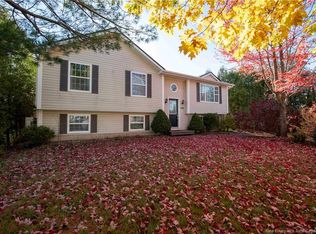 264 Maplehurst Dr, Moncton, NB E1G 4T8