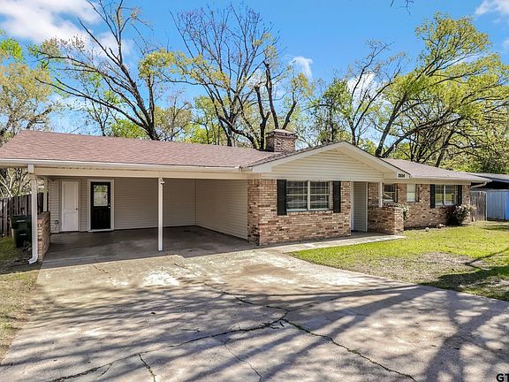 3rd image of 2114 Woodhaven Dr