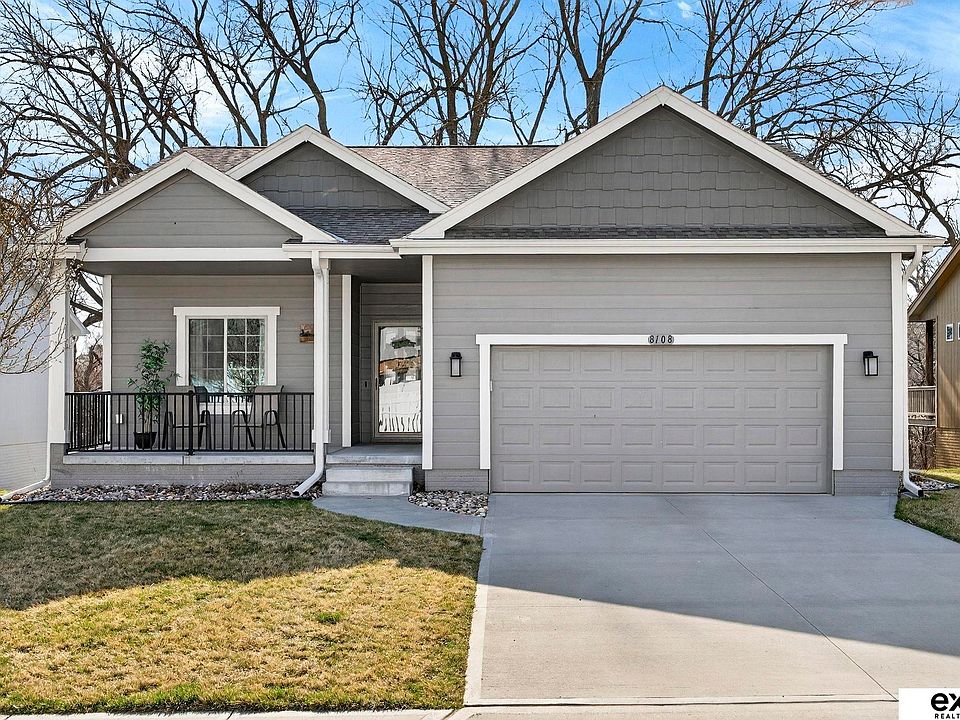 1st image of 8108 S 190th St