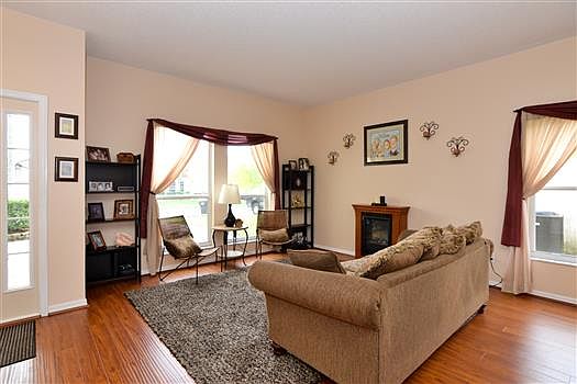 2nd image of 14013 Spruce Creek Ln