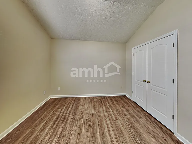 5455 Yellow Pine Dr — Photo 14