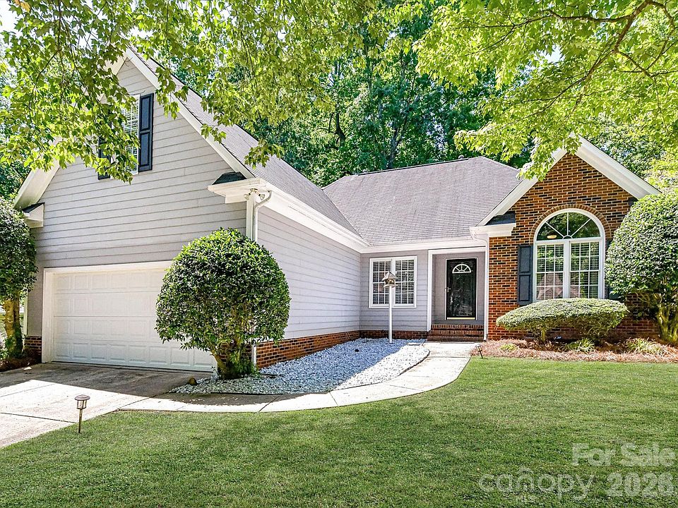 1st image of 4303 Stonefield Dr