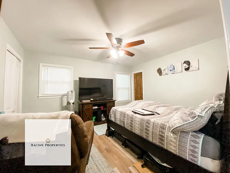 203 E Florida St — Photo 6