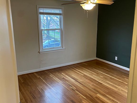5th image of 1536 Elmwood Ave