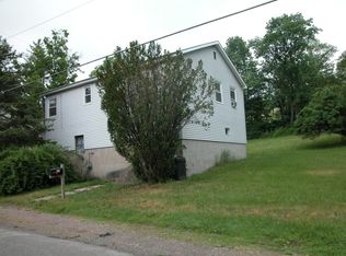 861 Maple Ave, Honesdale, PA 18431