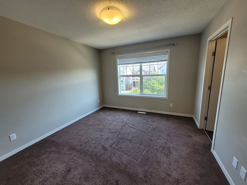 Edmonton House for rent - 3 Bedrooms — photo 9