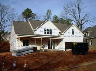 145 Oxford Creek Dr, Oxford, MS 38655