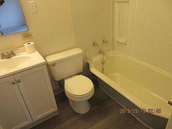 5th image of 18703 1st Avenue Ct S