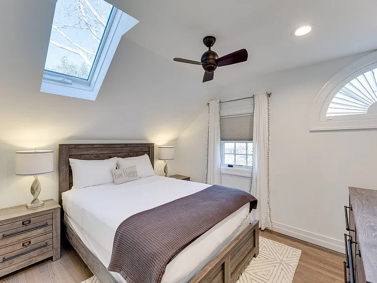 24 Stratton Sq — Photo 18