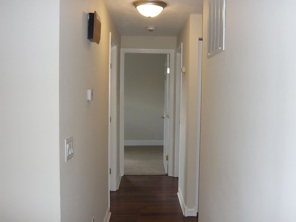 2nd image of 972 Ledro St