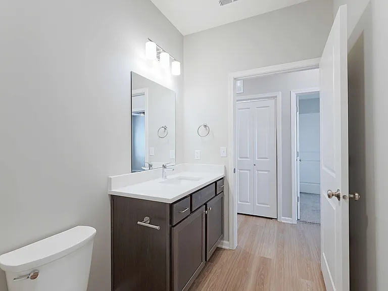 Trailview Apartments at Pioneers Park — Photo 55