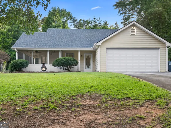 165 Lakefront Dr, Covington, GA 30016