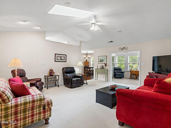 5th image of 459 Pepper Breeze Avenue SW
