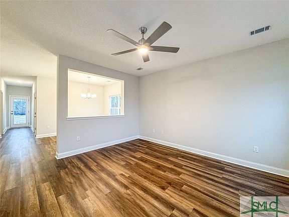4th image of 60 Nobles Drive NE