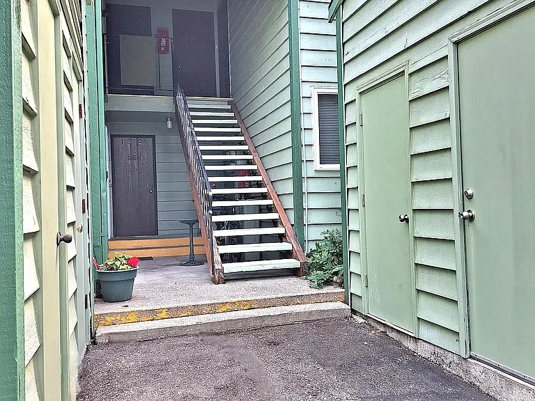 S So 174th Pl — Photo 21