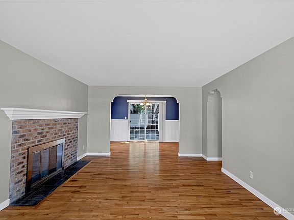4th image of 9031 Gayle Avenue S
