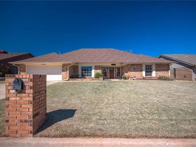 13021 Burlingame Ave, Oklahoma City, OK, 73120