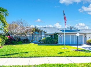 138 Estelle Dr, Naples, FL 34112