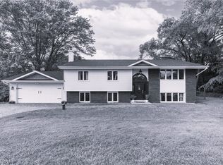 14916 W Western Reserve Rd, Berlin Center, OH 44401