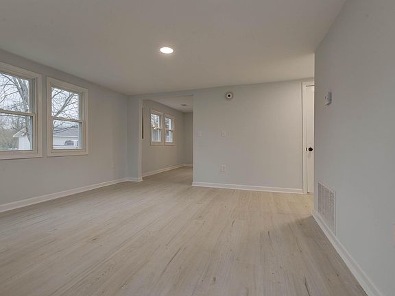 4th image of 7700 Levee Rd