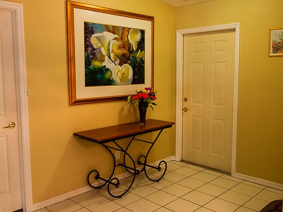 3rd image of 8071 San Vista Cir