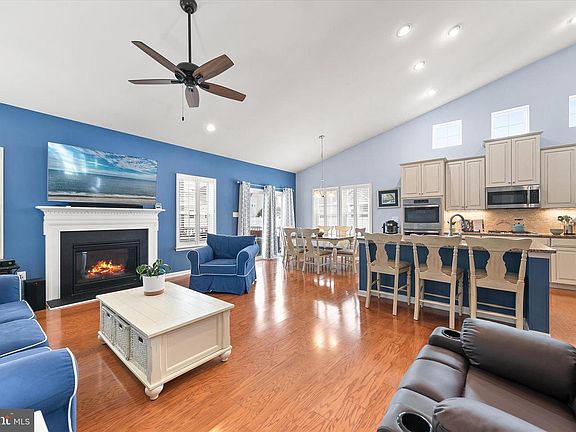 5th image of 32359 W Haven Wood Dr