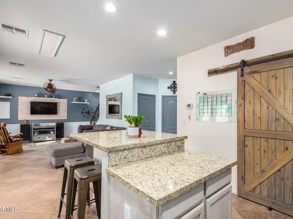 10779 W COTTONTAIL Lane, Peoria, AZ 85383