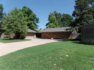 1305 NE Quail Creek Cir, Lawton, OK 73507