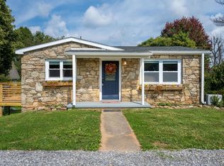 70 Smith Graveyard Rd, Asheville, NC 28806