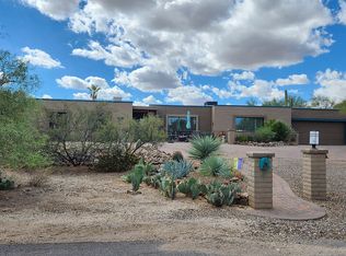 9920 E Basque Pl, Tucson, AZ 85748