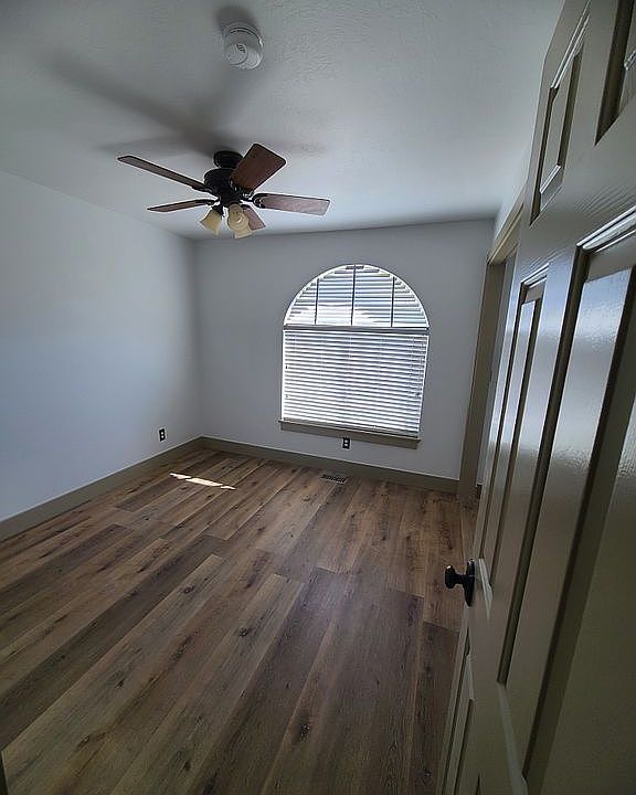 Upstairs bedroom #3