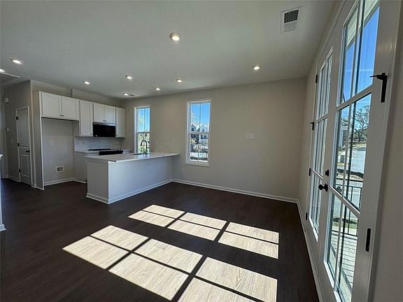4th image of 1393 Breezy St SE Unit 85