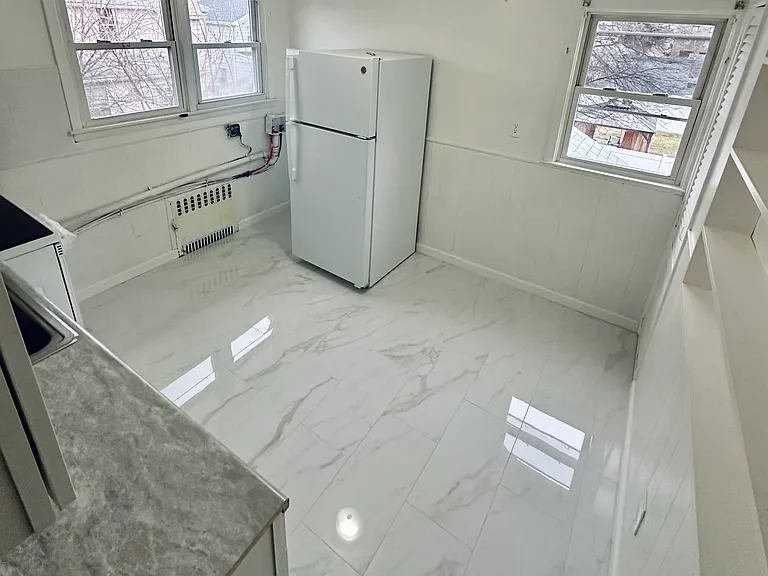 10 Anderson Ave #2 — Photo 7