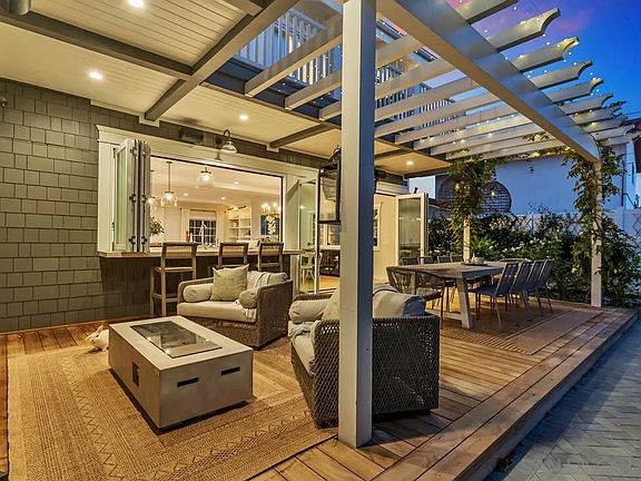 5th image of 920 Balboa Ave