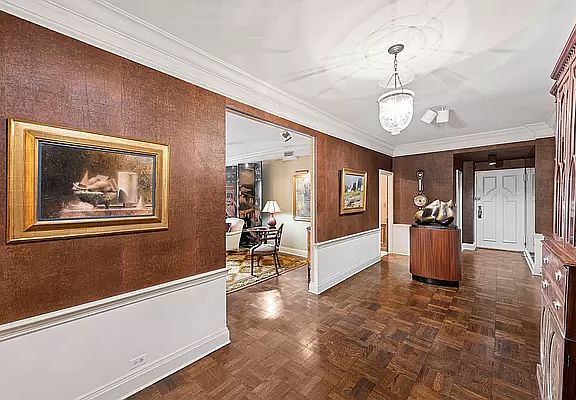 3rd image of 700 Park Ave #14A-SVT2