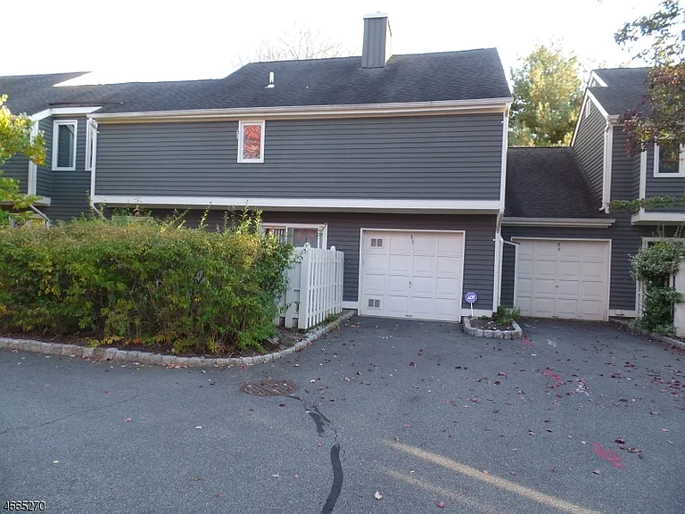 85 Village Dr — Photo 20