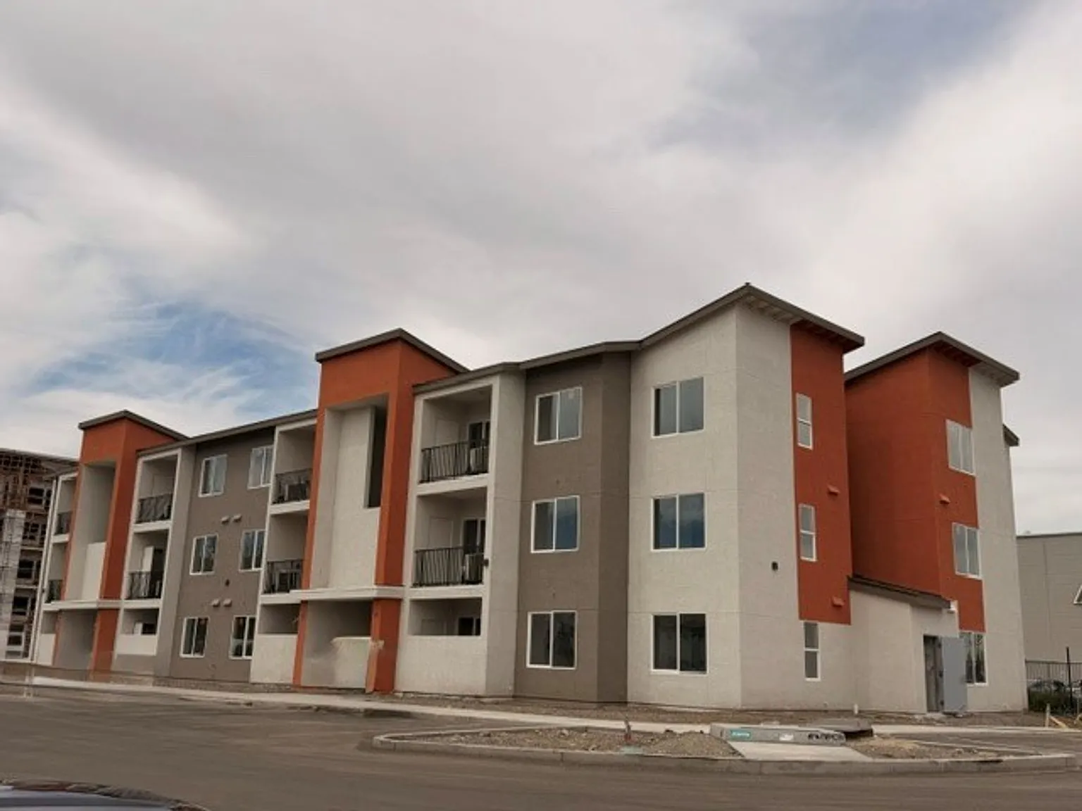 Arrowleaf Apartments — Photo 3