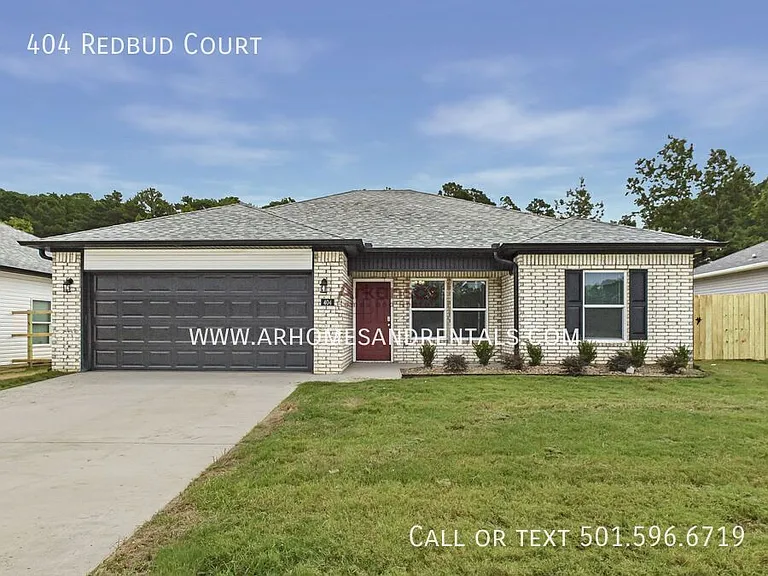 404 Redbud Ct — Photo 1