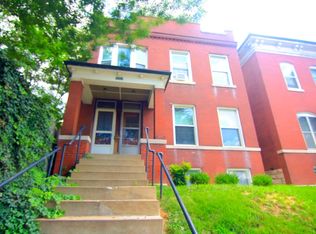 2606A Alhambra Ct, Saint Louis, MO 63118
