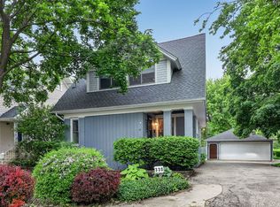 330 N Main St, Glen Ellyn, IL 60137