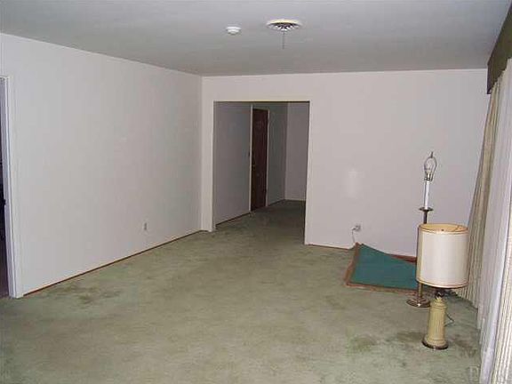 4th image of 1523 Bakalane Ave